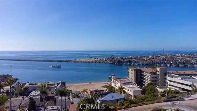 Multi-family house For Sale in 2614,2614 1/2, Ocean Boulevard, Newport Beach, California