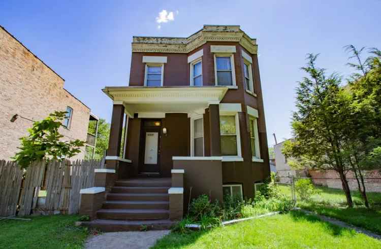 Multi-family house For Sale in 6805, South Prairie Avenue, Chicago, Illinois