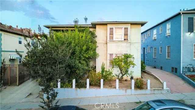 Multi-family house For Sale in 1272, Queen Anne Place, Los Angeles, California