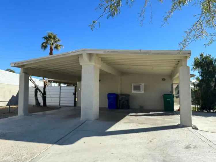 Single-family house For Sale in 34404, Vaquero Road, Cathedral City, California