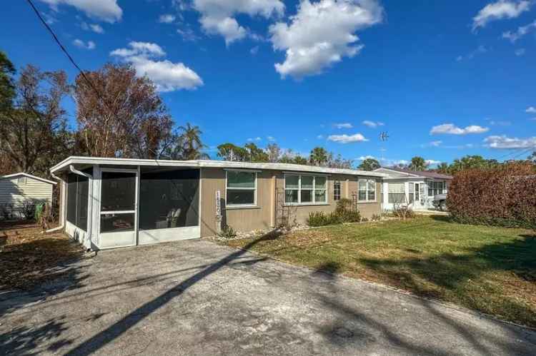 Single-family house For Sale in Englewood, Florida