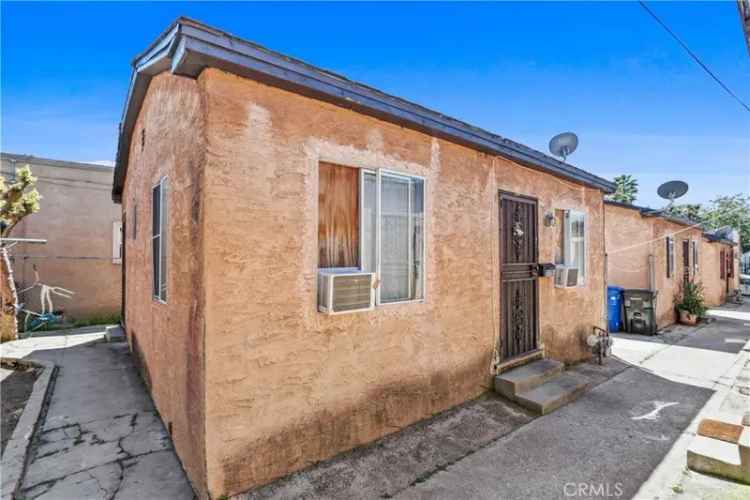 Multi-family house For Sale in 2015, Pennsylvania Avenue, Los Angeles, California