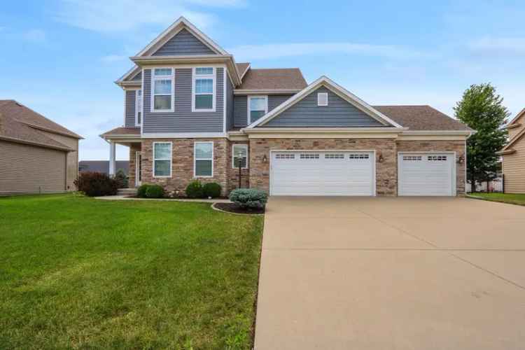 Single-family house For Sale in 1505, English Oak Drive, Champaign, Illinois