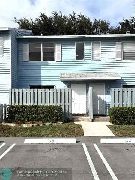 House For Sale in Pompano Beach, Florida