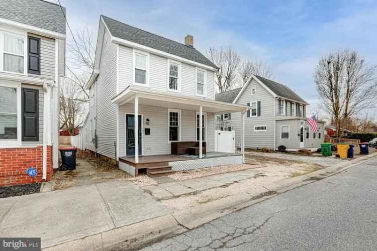 Single-family house For Sale in 114, Anderson Street, Middletown, Delaware