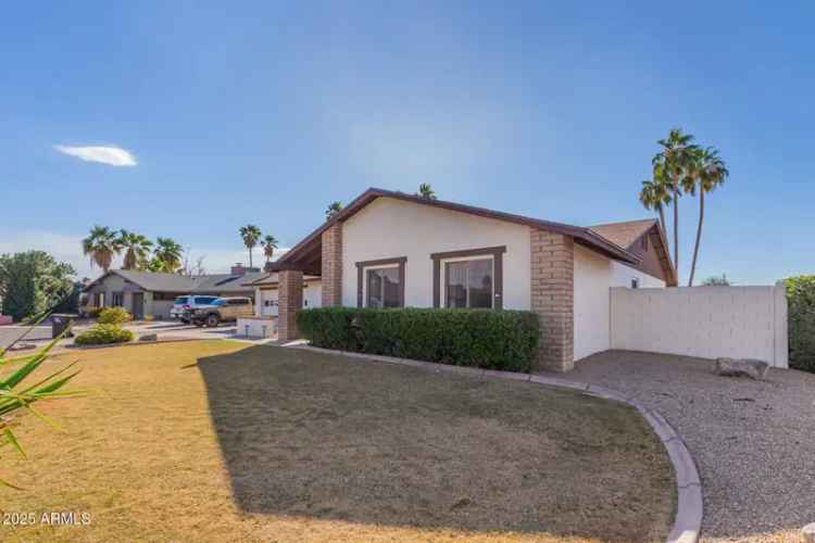 Single-family house For Sale in 13872, North 89th Street, Scottsdale, Arizona