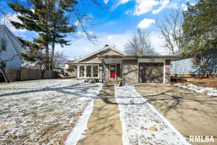 Single-family house For Sale in 4133, North Devon Lane, Peoria, Illinois