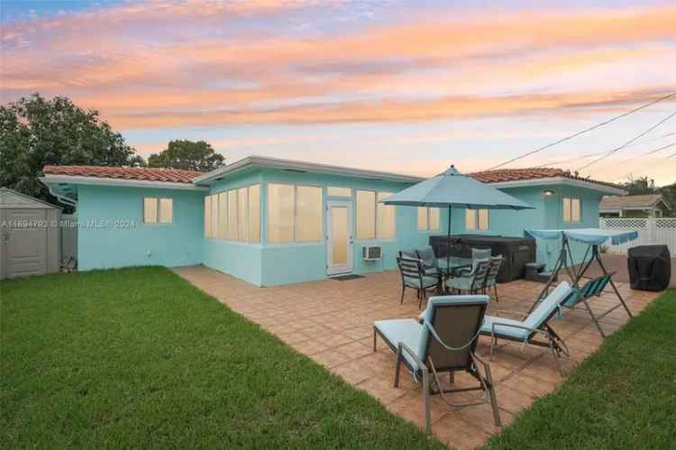 Single-family house For Sale in Fort Lauderdale, Florida