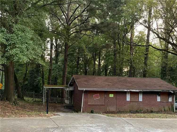 Single-family house For Sale in 65, Oak Drive Southwest, Atlanta, Georgia