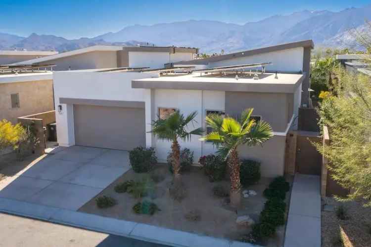 Single-family house For Sale in 1187, Celadon Street, Palm Springs, California