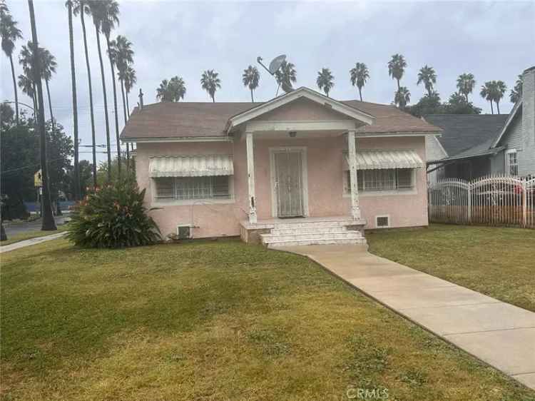 Single-family house For Sale in Los Angeles, California