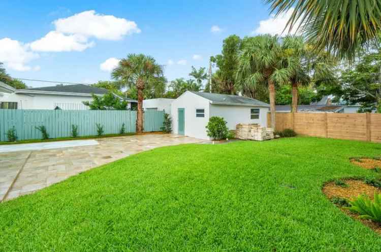 Multi-family house For Sale in 512, 49th Street, West Palm Beach, Florida