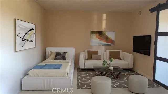 Single-family house For Sale in 351, North Ford Avenue, Fullerton, California