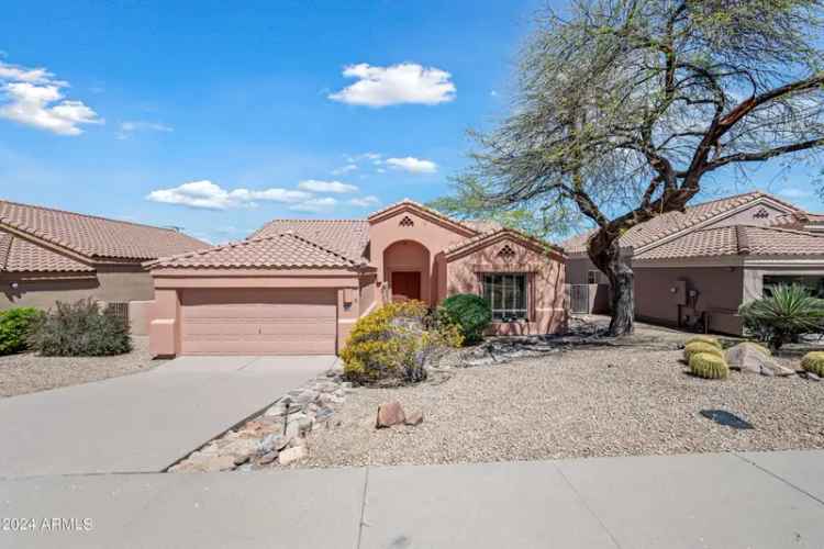 Single-family house For Sale in Fountain Hills, Arizona