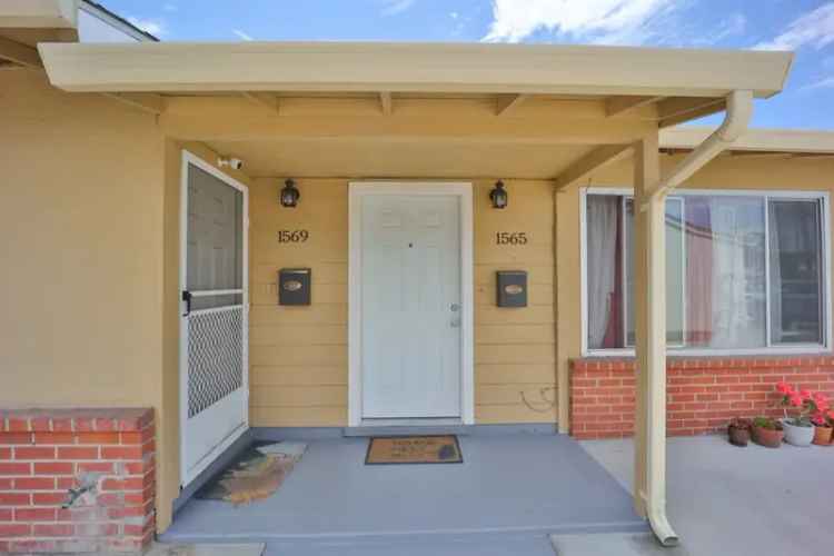 Updated Duplex near Downtown Livermore with Detached Garage