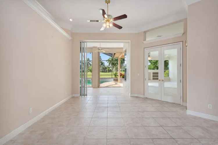 Single-family house For Sale in 530, Harbour Drive, Naples, Florida