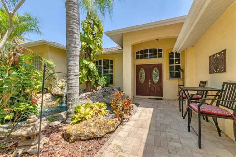 Single-family house For Sale in Bradenton, Florida