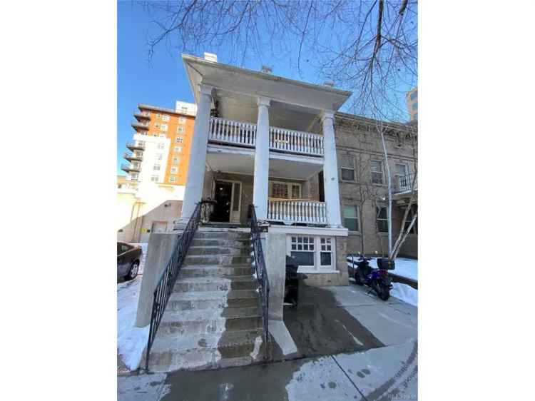 House For Sale in Denver, Colorado