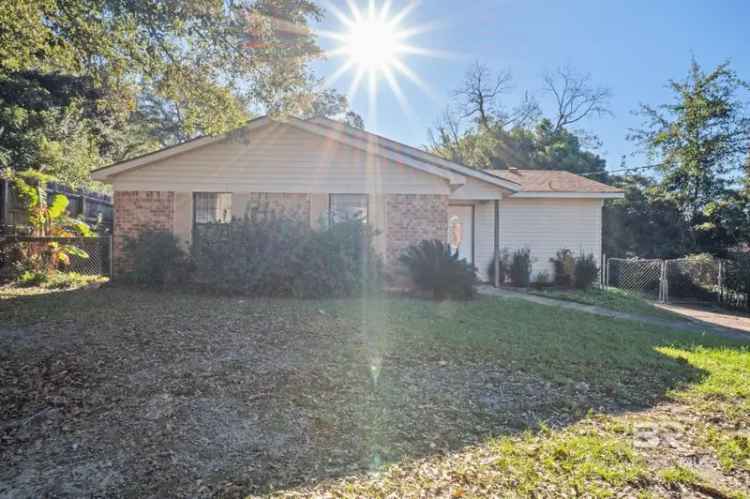 Single-family house For Sale in Mobile, Alabama