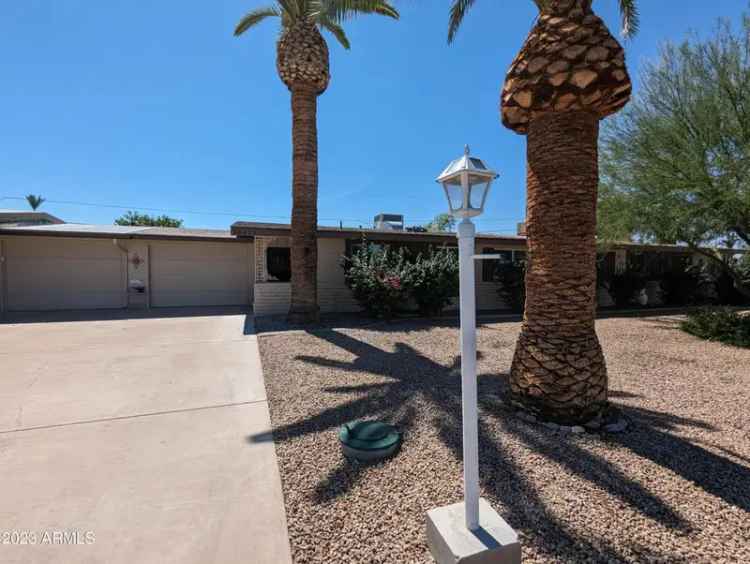 House For Sale in 10433, West Oakmont Drive, Sun City, Arizona