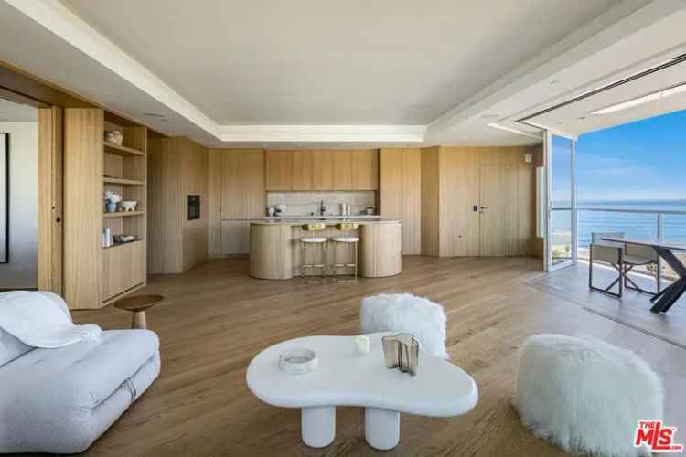 Condo For Sale in 101, Ocean Avenue, Santa Monica, California