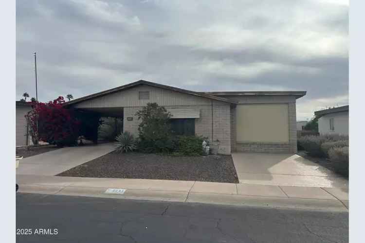 Single-family house For Sale in 2233, North Middlecoff Drive, Mesa, Arizona