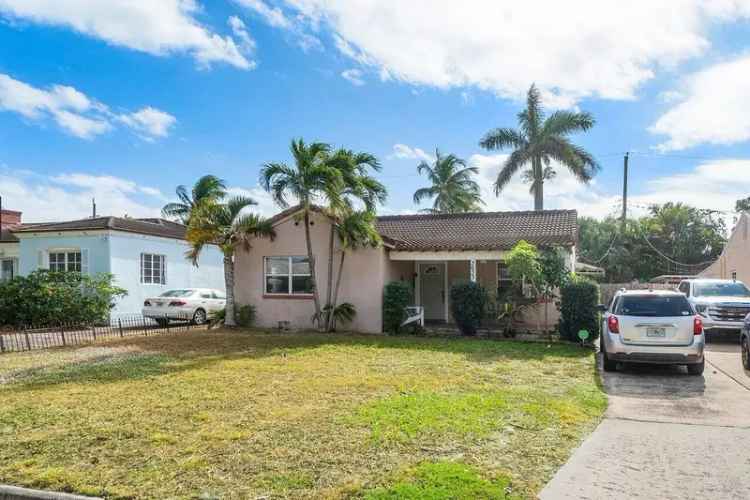 Single-family house For Sale in 3633, North Flagler Drive, West Palm Beach, Florida