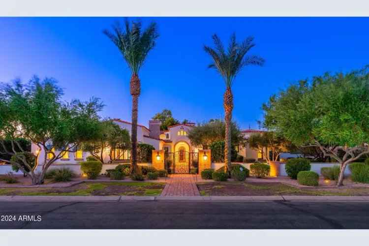 Single-family house For Sale in Paradise Valley, Arizona