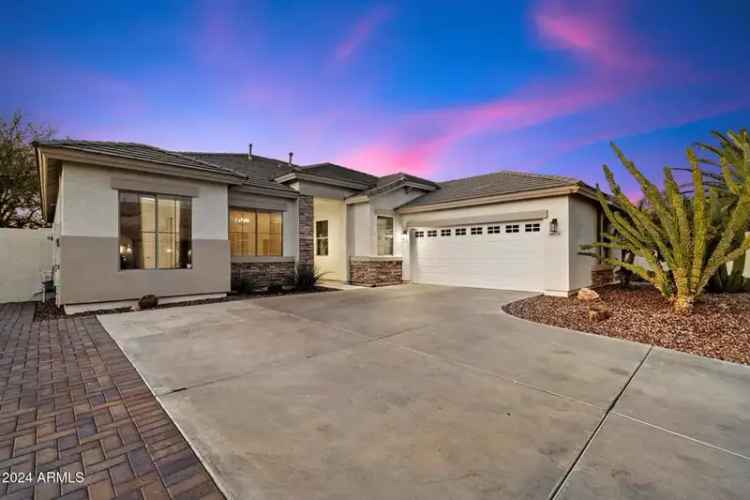 Single-family house For Sale in 6624, South Wilson Drive, Chandler, Arizona