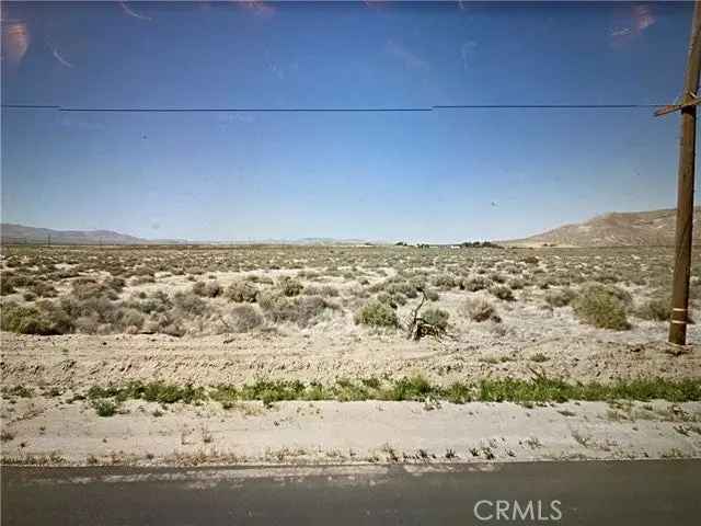 Land For Sale in Rosamond, California