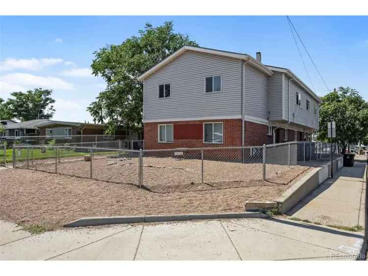 House For Sale in Denver, Colorado