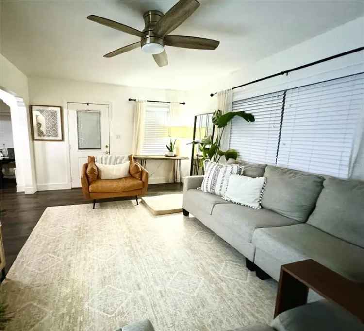 Single-family house For Sale in Tampa, Florida