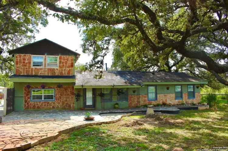 Single-family house For Sale in Texas