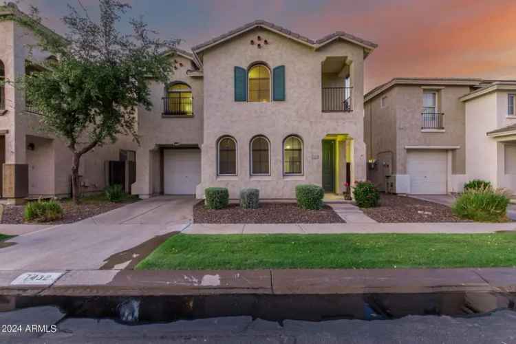 Single-family house For Sale in 1432, East Sonrisas Street, Phoenix, Arizona