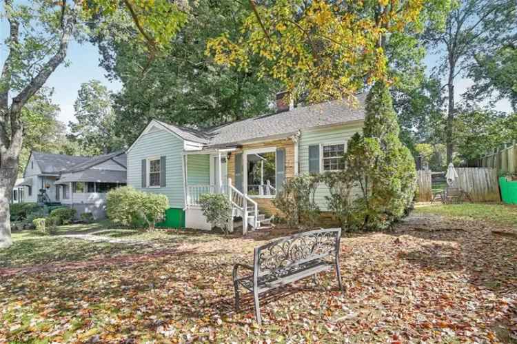 Single-family house For Sale in 1618, Belmont Avenue Southwest, Atlanta, Georgia