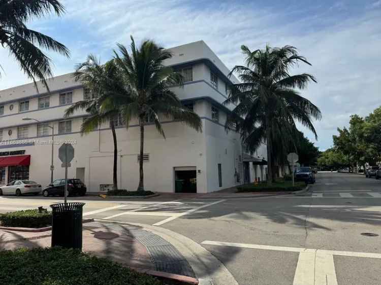 Multi-family house For Sale in Miami Beach, Florida