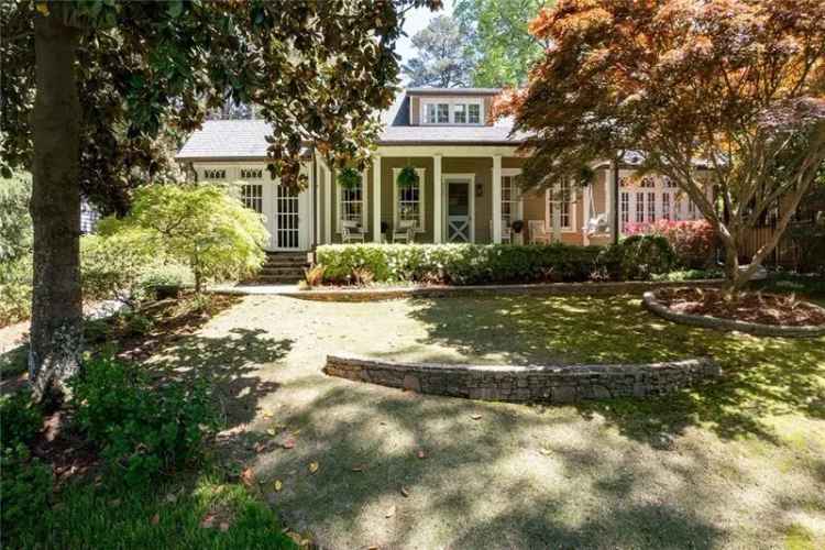 Single-family house For Sale in 11, Demorest Avenue Northeast, Atlanta, Georgia