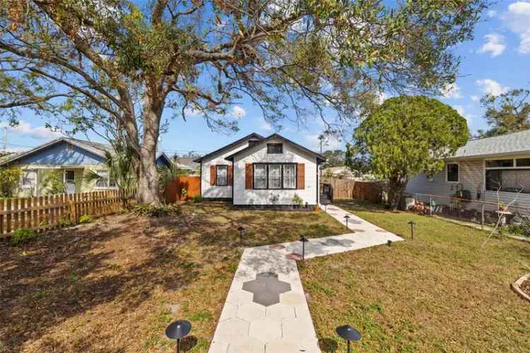 Single-family house For Sale in 1811, 12th Avenue North, Saint Petersburg, Florida