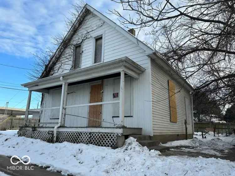 Single-family house For Sale in 1337, Barth Avenue, Indianapolis, Indiana