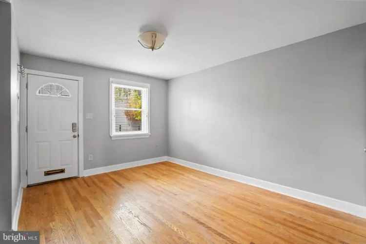 Multi-family house For Sale in 1731, Holbrook Street Northeast, Washington, District of Columbia