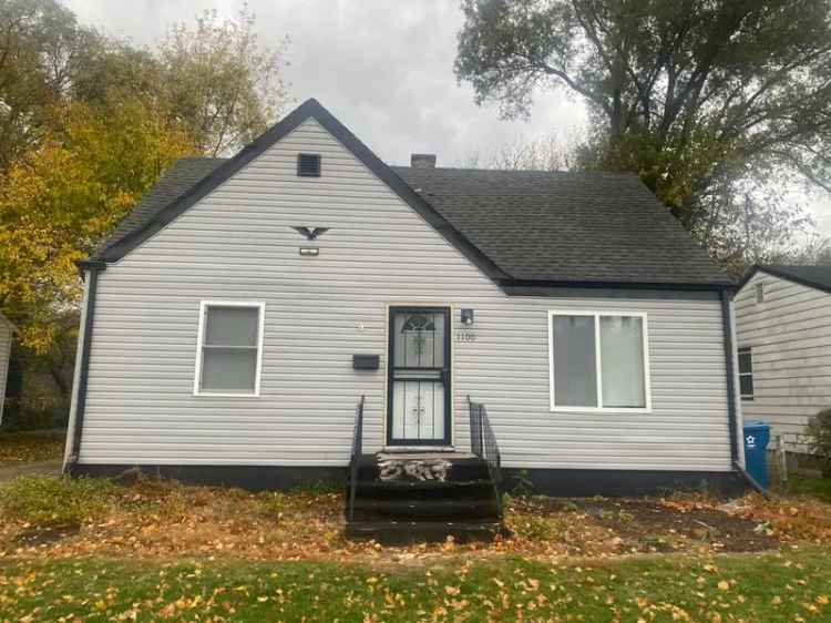 Single-family house For Sale in 1100, Clay Street, Gary, Indiana