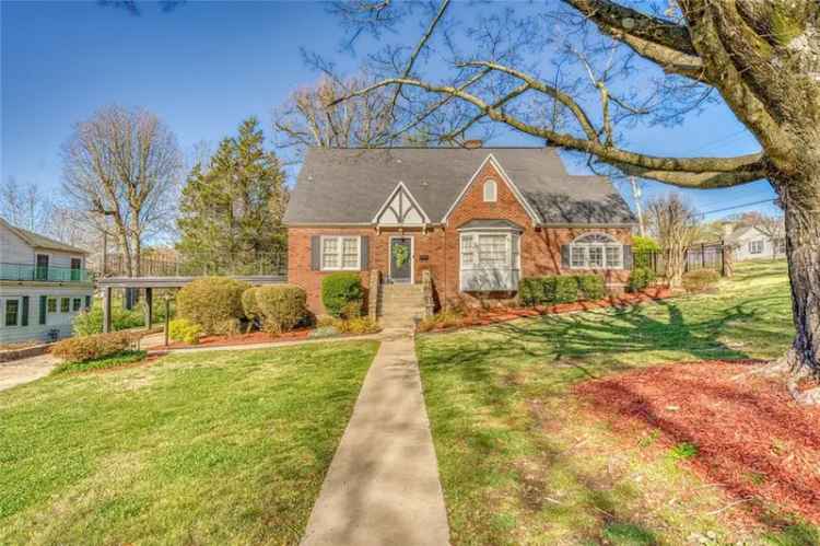 Single-family house For Sale in Harrison, Arkansas