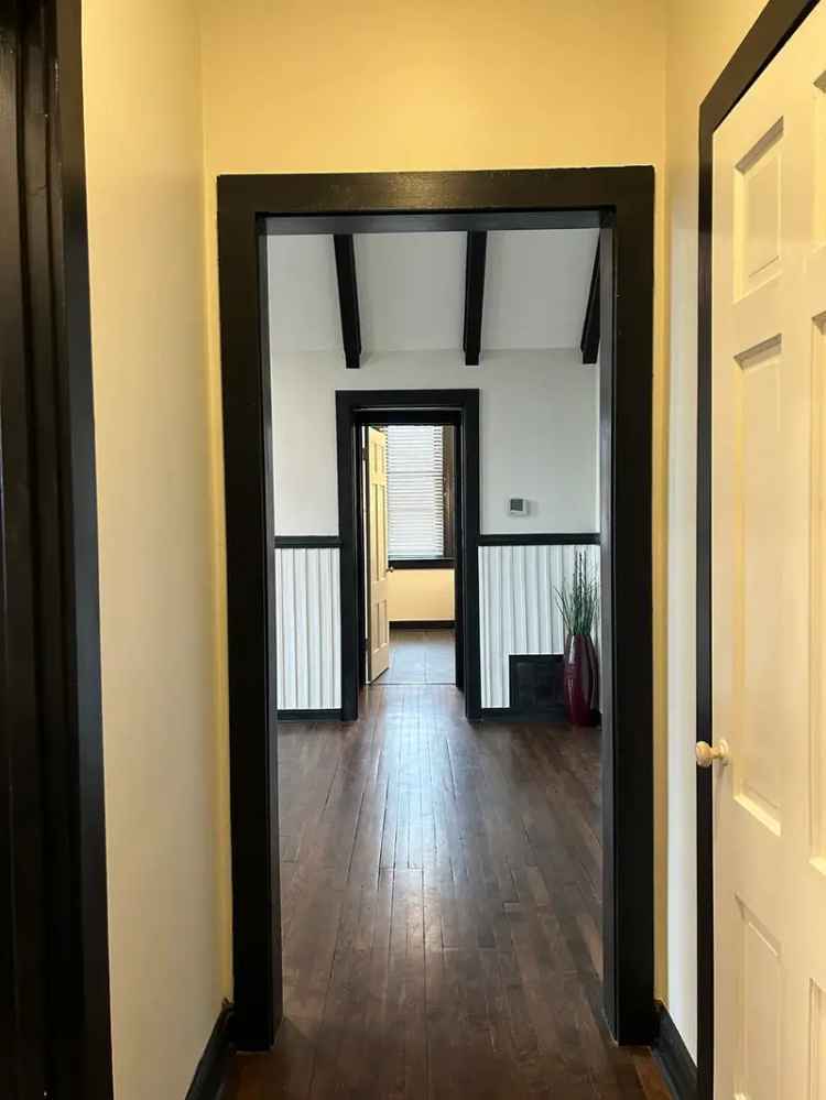 1-Bed 1-Bath Apartment in Historic Building