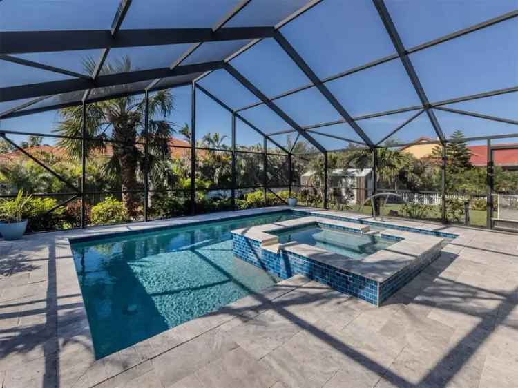 Single-family house For Sale in 900, Osprey Street, Venice, Florida