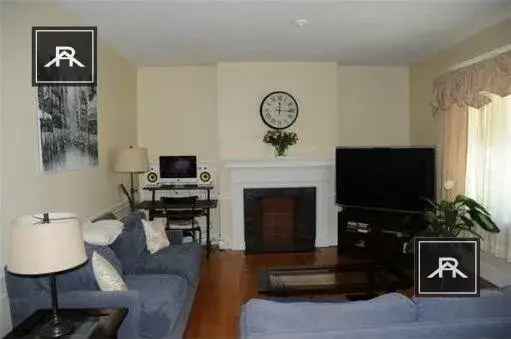 Awesome 4 Bed 2 Bath Apartment for Rent