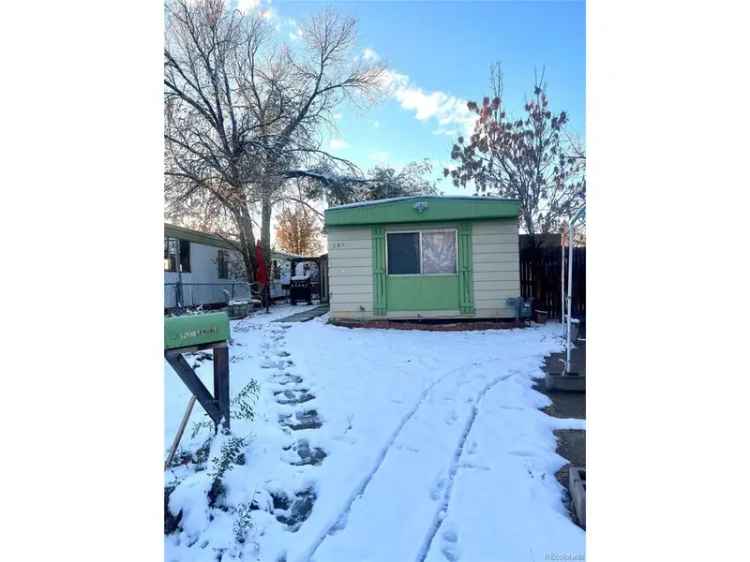 Single-family house For Sale in 701, Glen Dale Street, Dacono, Colorado