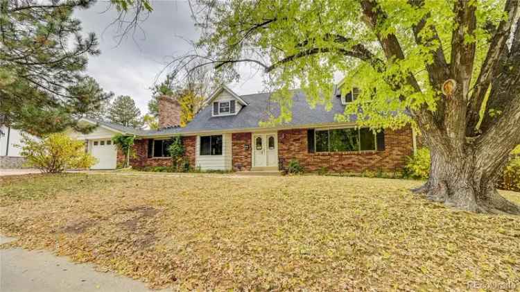 Single-family house For Sale in 6811, South Spotswood Street, Littleton, Colorado