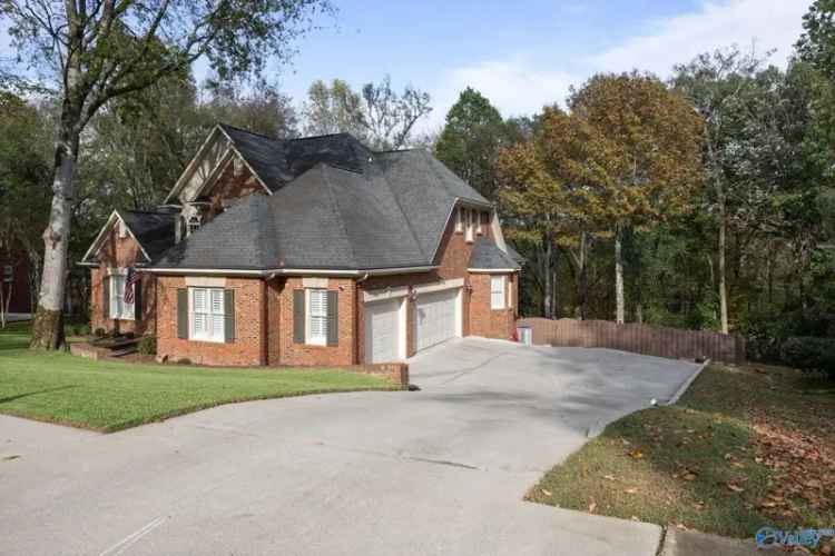 Single-family house For Sale in 119, Remington Road, Madison, Alabama