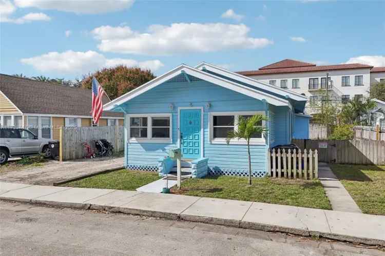 Single-family house For Sale in 123, North Ocean Breeze, Lake Worth Beach, Florida