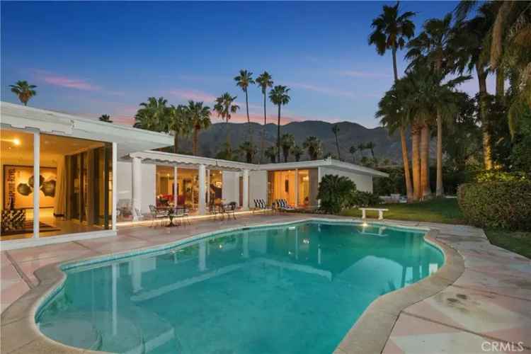 Single-family house For Sale in 466, Camino Sur, Palm Springs, California